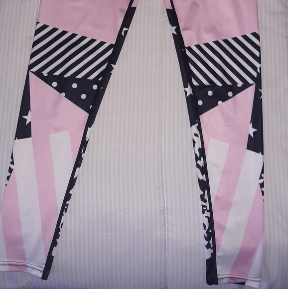 Pink & Black Legging - Picture 6 of 8